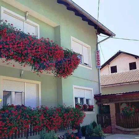 Apartman Ana Appartamento *