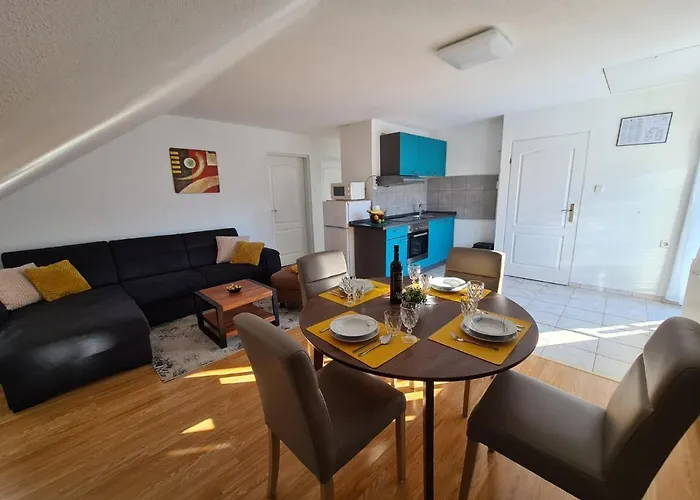 아파트 Apartman Ana
